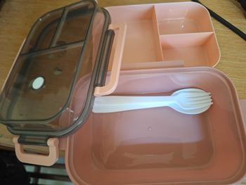 Product Review of 2IN1 KOTAK MAKAN SET !!! Tempat Makan 2 Tingkat 3 Sekat Anti Tumpah Dengan Tas Bekal Bermotif I Lunch Box Susun Free Sendok Garpu Portable I BPA Free from Y**i 0