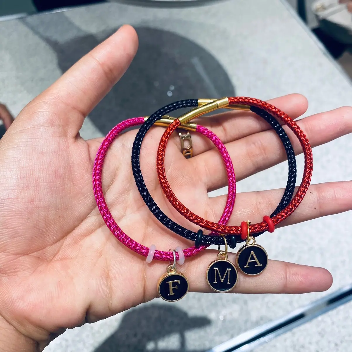 Gelang couple inisial  nama  titanium Bisa request inisial