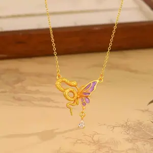 Kalung Liontin Tari Ular dan Kupu-kupu Titanium Spirit Wanita, Baja Tahan Karat, Tahan Luntur, Desain Elegan, Cocok untuk Dipakai Sehari-hari Berlian Hadiah medusa necklace