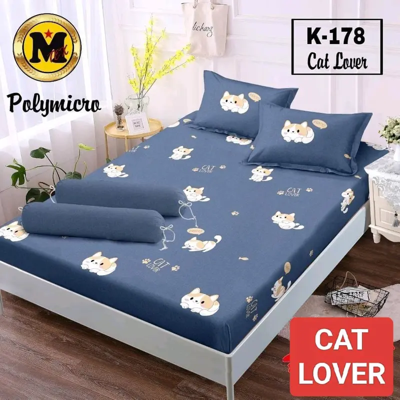 Sprei Motif Moon Bear size 180x200 2 sarung bantal 1 sarung guling 2