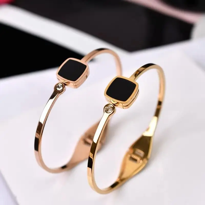 Gelang Titanium Blgri Kotak / Anti Luntur dan Karat Elegan Wanita 4
