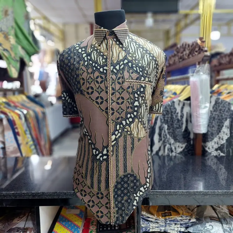 Kemeja batik pria tangan pendek katun smock bordir premium