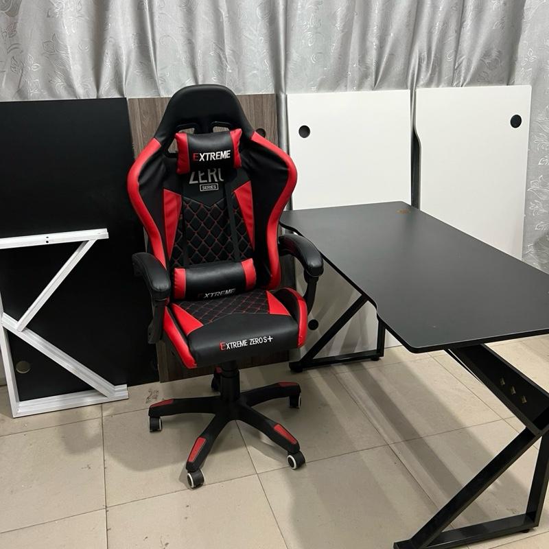  Combo bộ bàn ghế gaming làm việc đỏ đen như hình   ghế bản có gác chân. Bàn 1m2 r 60cm  