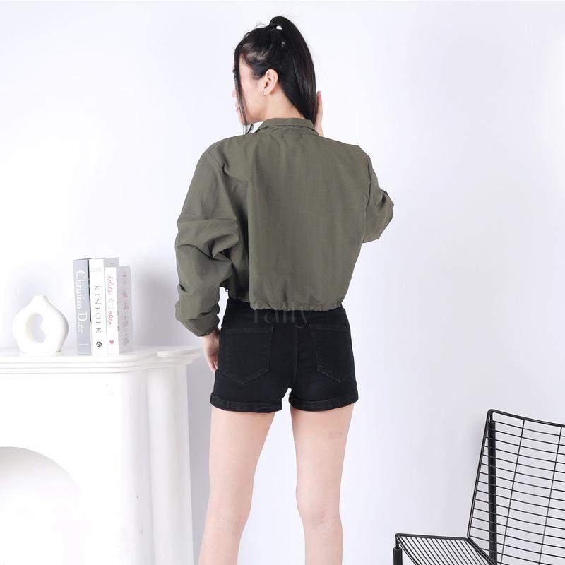 FALLY Fiona Jacket Crop Zipper Jaket Crop Parasut Wanita 4