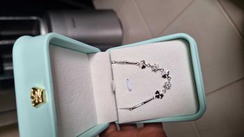 Product Review of s925 Silver Moissanite D color four-leaf clover bracelet everyday senior sense bracelet from E**a 0