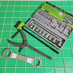 Paket Bongkar Cvt Komplit Full Set 4pcs Treker Tahanan Kopling Matic+ Kunci Pully 39x41 mm + Tekiro Kunci T8 mm + Kunci shock Set 27 pcs Alat Kunci Bengkel Motor