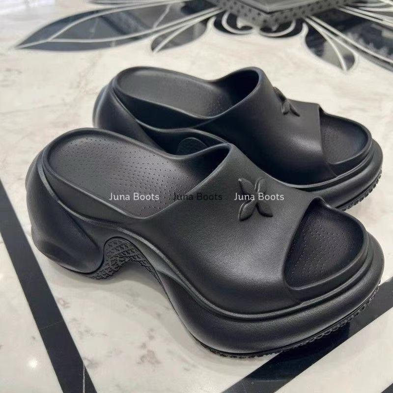  Dép nữ bánh mì ND đúc nhựa chữ thập hottrend - Dép đế cao 7cm Chunky thời trang 