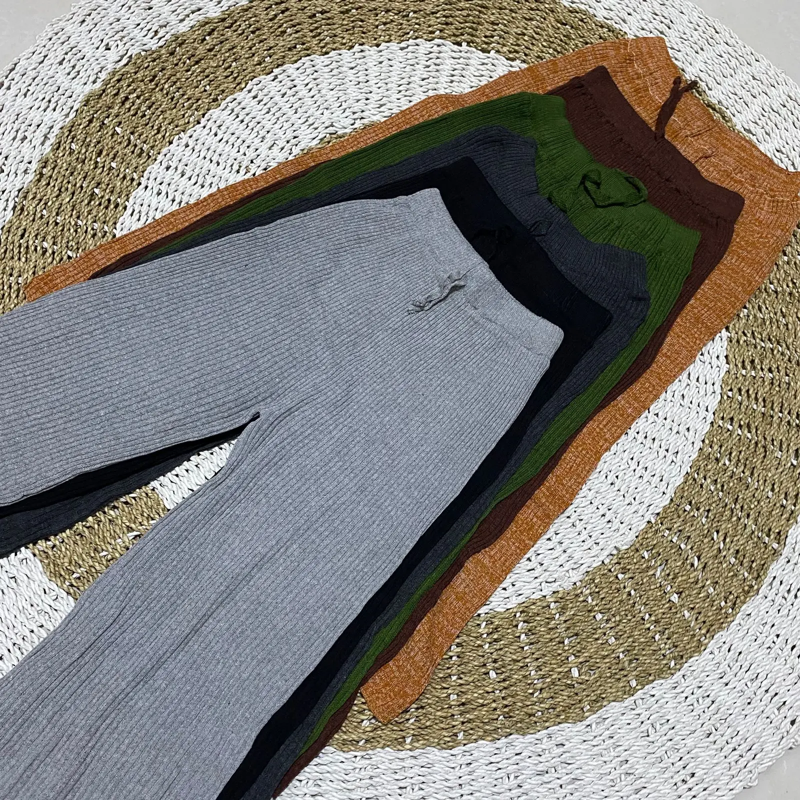 Celana Rajut Wanita / Celana Kulot Polos Rajut Terbaru/ Bawahan Wanita / Korean Style / Wide Leg
