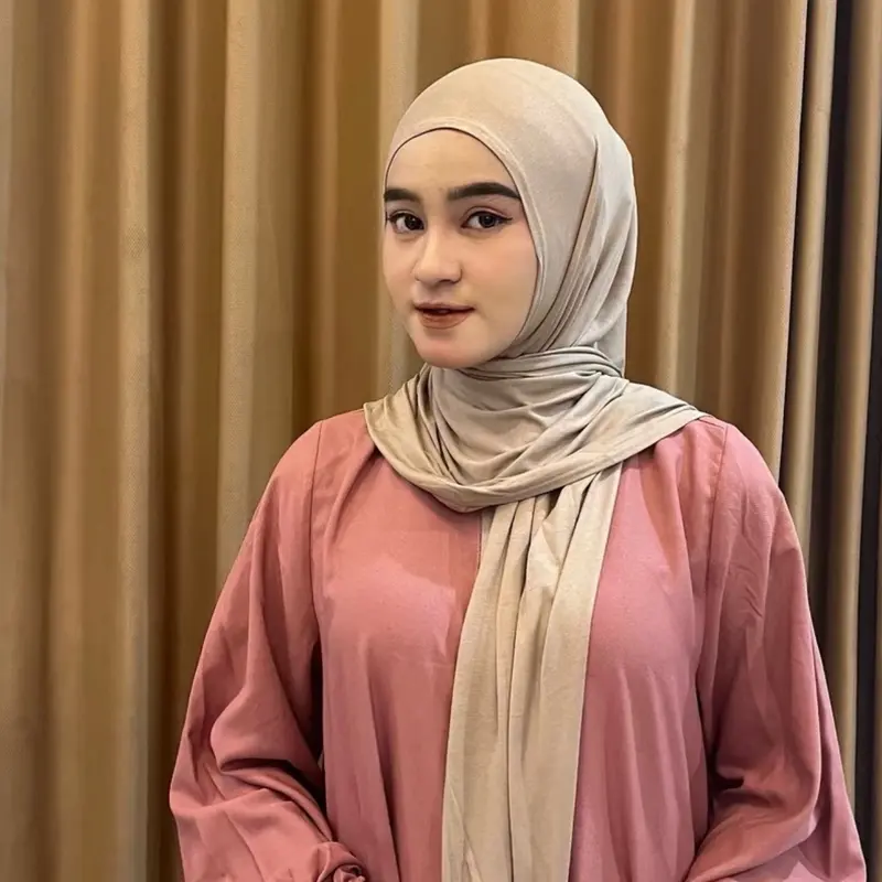 Jilbab Instan Belakang Oval Bahan Cotton Rayon Merk Jasmine / Kerudung  Muslim 1