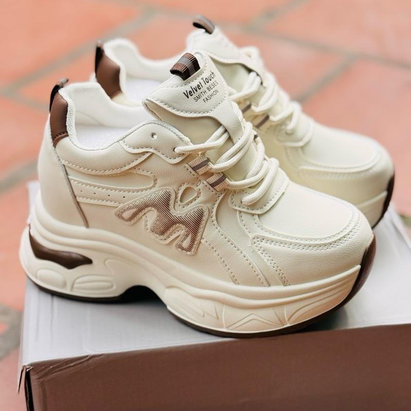 PHOM NHỎ TĂNG 1 SIZE Giầy thể thao nữ siêu nhẹ M nâng đế cao 8p cm GiàY Sneaker Shoes Cao Su Nhung Cổ Cao