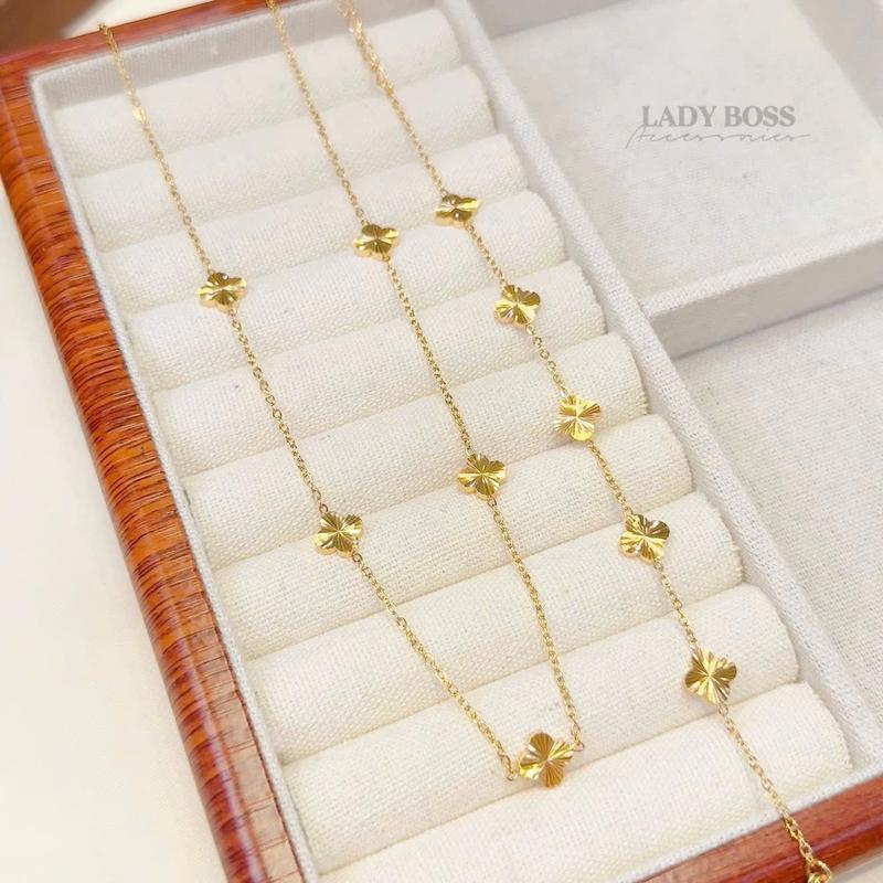 Set Trang Sức 4 Lá Mini Lazer 2 Mặt Size 0.8cm Titan Không Đen Gỉ Dây Chuyền Lắc Tay Và Bông Tai Phay CNC Kiểu Dáng Nhỏ Xinh Lady Boss Accessories