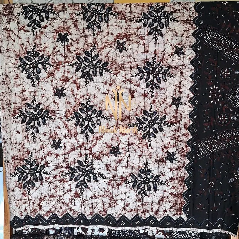 Sarung Batik Tulis Bakaran Khas Pati 0