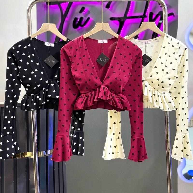   TÚ HỶ   - H07 - *LƯU Ý* DÁNG ÁO SIÊU NGẮN VÀ CỔ V KHOÉT SÂU GỢI CẢM TAY DÀI LOE ,FROM CROPTOP DÁNG NGẮN VIỀN BÈO  có lót mút  