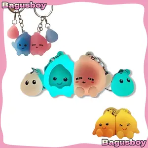 [Beli1dapat2] 2 Pcs Gantungan Kunci Streak Pet Couple Fire Fashion Keychain Couple Api Matching Keychain Elf Charmander Gantungan Kunci 1 Set Pasangan Magnet Tas Sekolah Hadiah Mainan Lucu Liontin PVC 4-6 cm