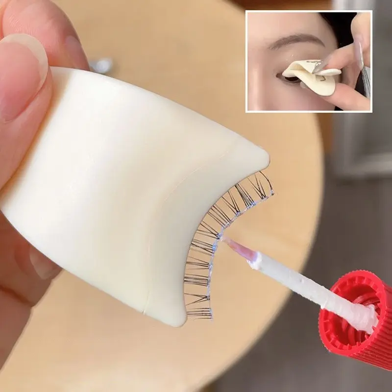 1Pc Eyelash Curler Eyelash Curler tweezers Eyelash Curler Eyemakeup Tools Eyelash Auxiliary Tools