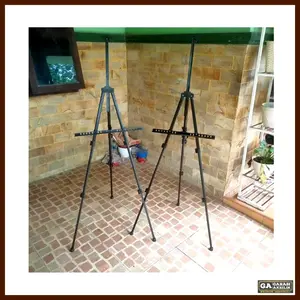 Standing Tripod Aluminium Hitam