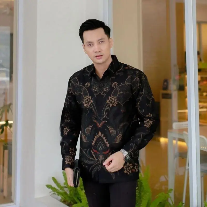 Baju Kemeja Batik Pria Lengan Panjang Santai Distro Halus Premium Jumbo Size M L XL XXL Dewasa Kerja Keren Motif Mewah Nyaman Cowok Casual Katun 1