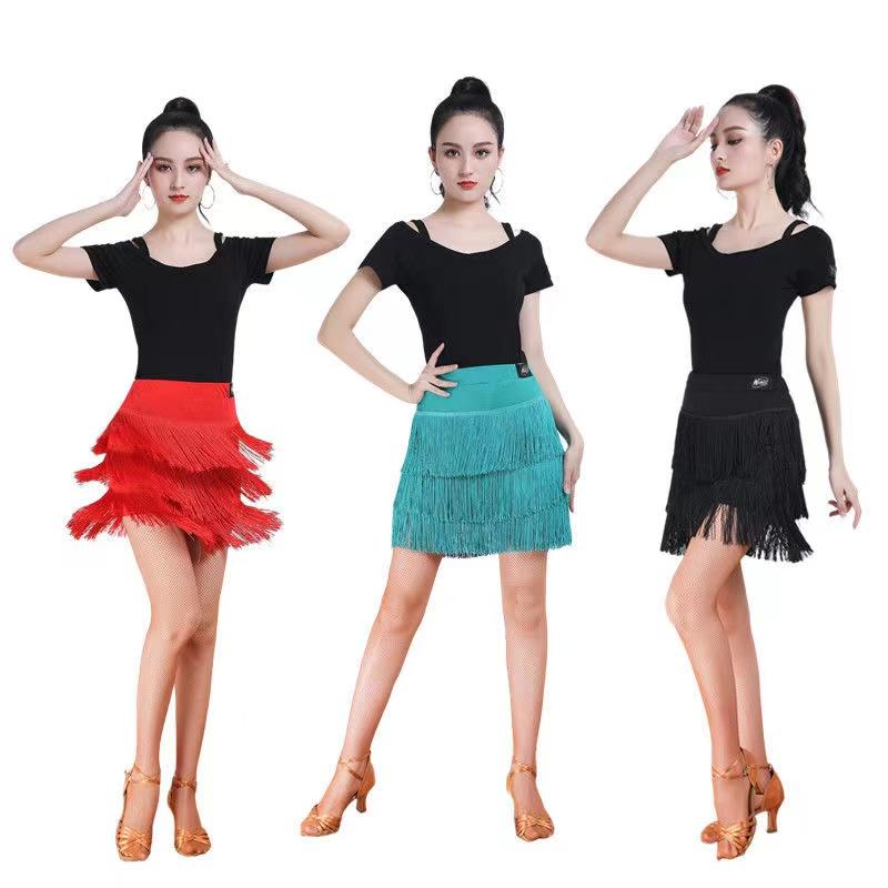 Product Introduction of Váy Tua Rua Phẳng Khiêu Vũ Latin, Màu Đỏ Và Đen, Dành Cho Nữ, Váy Dành Cho Người Lớn, Váy Tập Latin, Váy Khiêu Vũ Hình Vuông, Có Cỡ S ~ 5XL 5