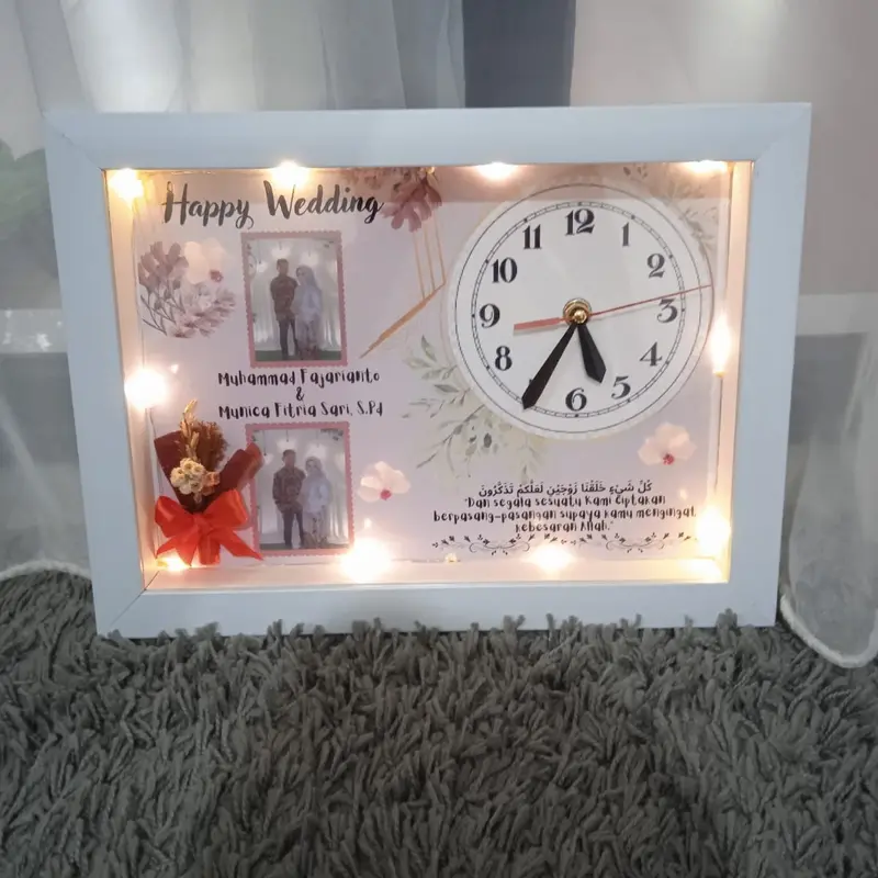SEHARI JADI Frame 3D Lampu LED 35X25 cm & Jam/Buket foto/Flower in frame 3D/premium/Buket Bunga/gift/jumbo/Bingkai foto A4/Terlaris & termurah/Wedding,Tunangan,Wisuda,Hajatan,Ultah,Anniversary 0