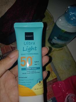 Product Review of scarlett ultra light daily sunscreen spf50 pa+++ 30ml from C**t 0