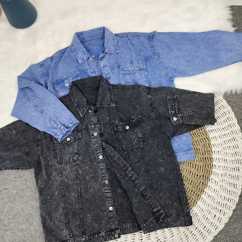 Jaket Jeans Wanita Oversize Jaket Denim Snow Black Snow Blue Wanita Viral 1