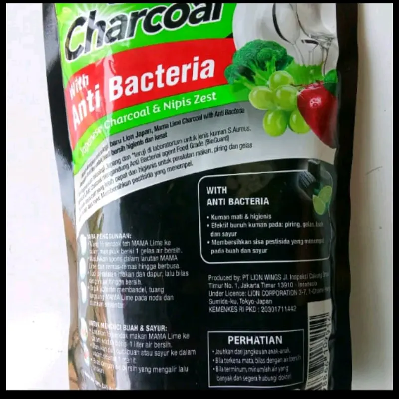 SABUN PENCUCI PIRING HIGIENIS/MAMA LIME CHARCOAL/CAIRAN PENCUCI PIRING HIGIENIS TIDAK PANAS DI TANGAN KEMASAN 680ml 4
