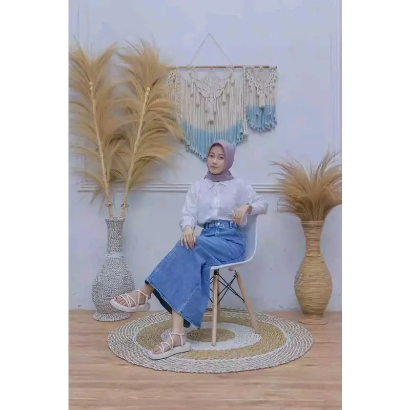 Fuji Rok Jeans Span Premium By Lanre - Outfit Bawah Jumbo Santai Kancing Karet Panjang Tebal Denim Wanita 2