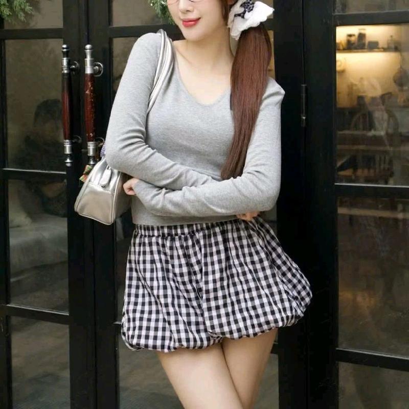 Quần đùi bí phòng sọc ka rô vuông siêu xinh  mấy chj có thể mặc ở nhà hay đi chơi đều xinh Nữ