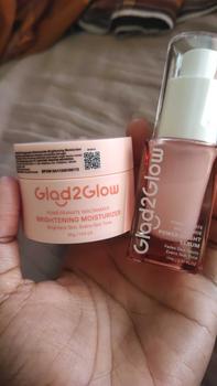 Product Review of [BPOM] Glad2Glow 2pcs bundle Skincare 2in1 Paket - Moisturizer+Serum Glowing Anti-acne Dark spot Barrier Bright Blueberry Ceramide Centella Berjerawat Memudarkan Mencerahkan Pencerah Wajah Arbutin Acid Extract Niacinamide Cooling Pelembab Melembutkan from M** 0
