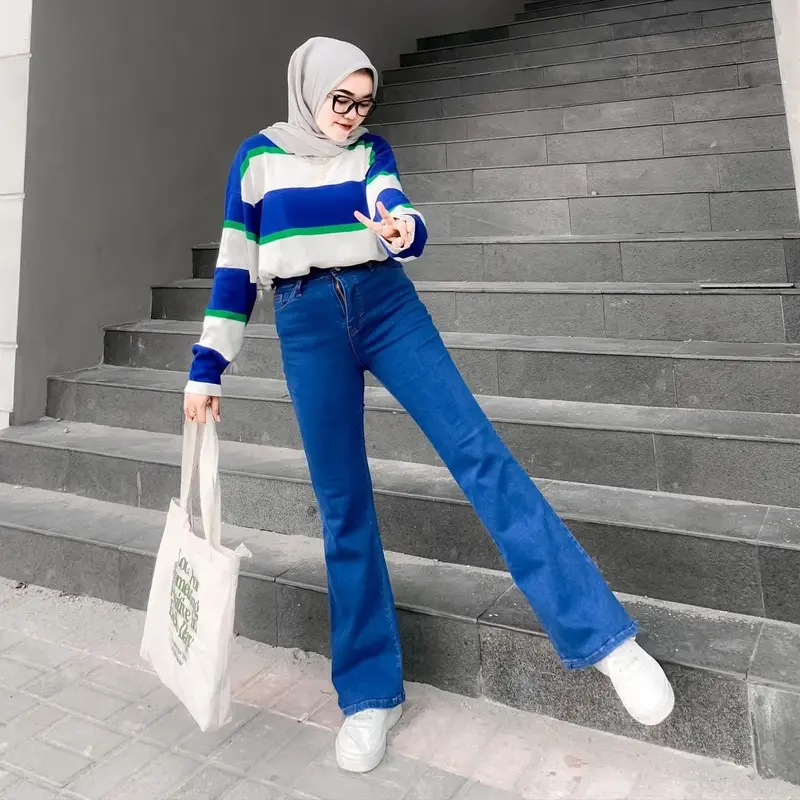 PIORIES STORE-Celana Jeans Cutbray Wanita HW Basic Kancing 1 Sofjeans 2