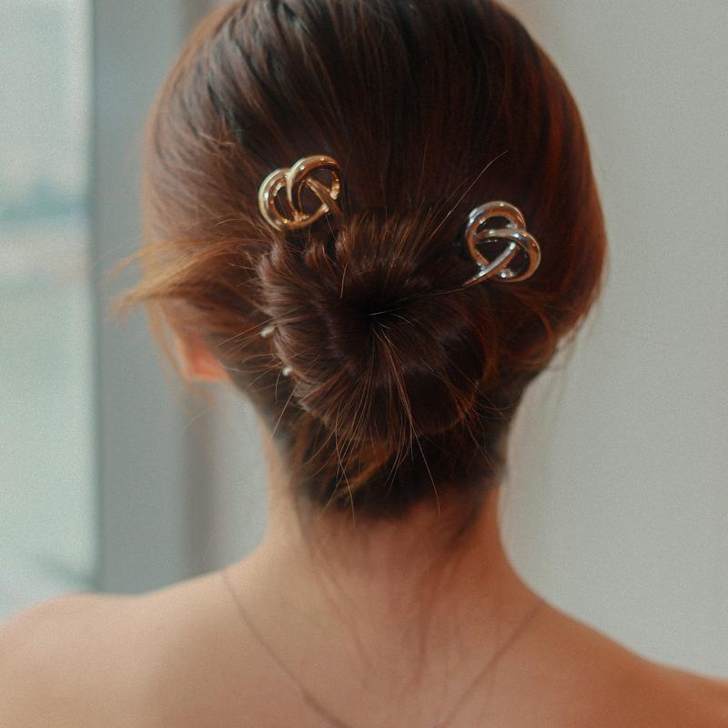 That Letter M Twirl French Pin 2