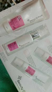 Product Review of Beauty Of Angel White Tomato Series Cream pencerah wajah melembabkan kulit kusam mengandung collagen Mencerahkan Pria Hitam Scrub Perawatan from S**. Y**💋 0