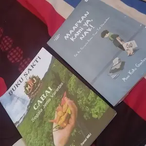 Buku sakti  mbj cabai segala jenis varietas full collor edisi ke 3 teebaru