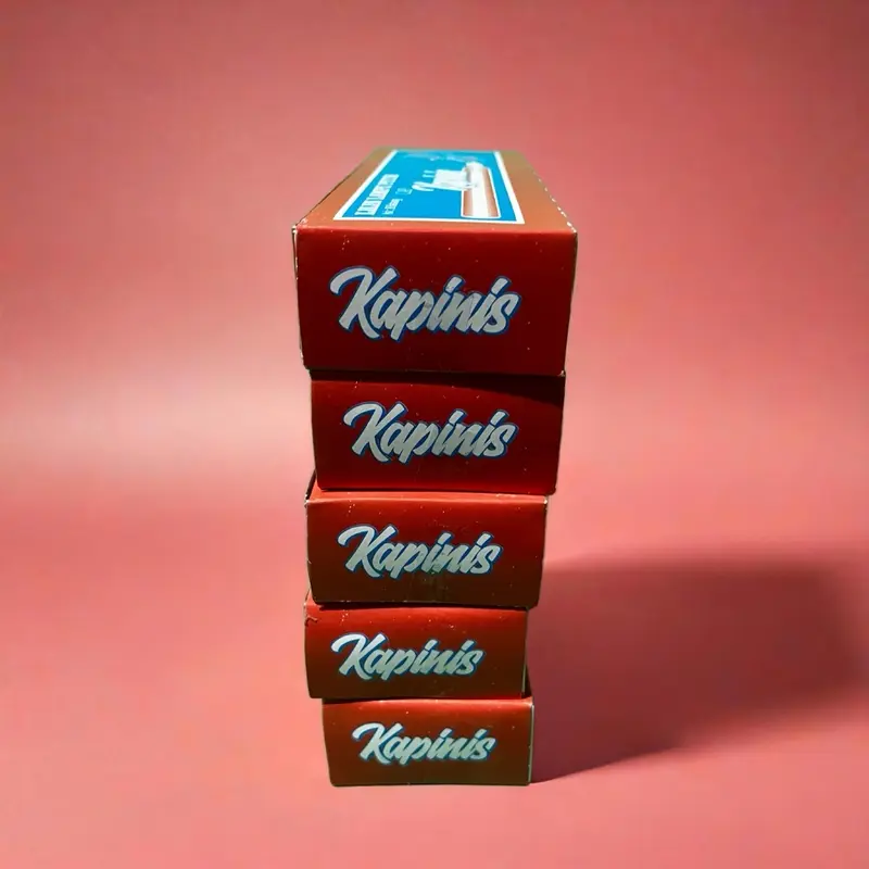 Paket 5 Pak Lilin lampu Cap Kapinis Merah Isi 8 Batang x 5 Pak Lilin Lampu Putih Murah abadi (5 pak) 1