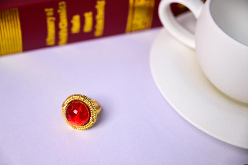 Product Introduction of Popular Simple Round Red Cat Eye Cute Earrings 12