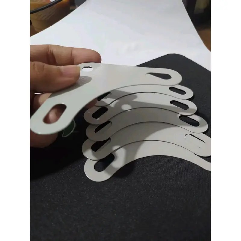 Siku Besi Pojok / Siku L 8x8 0,8mm Powder Coating Baja Putih 1
