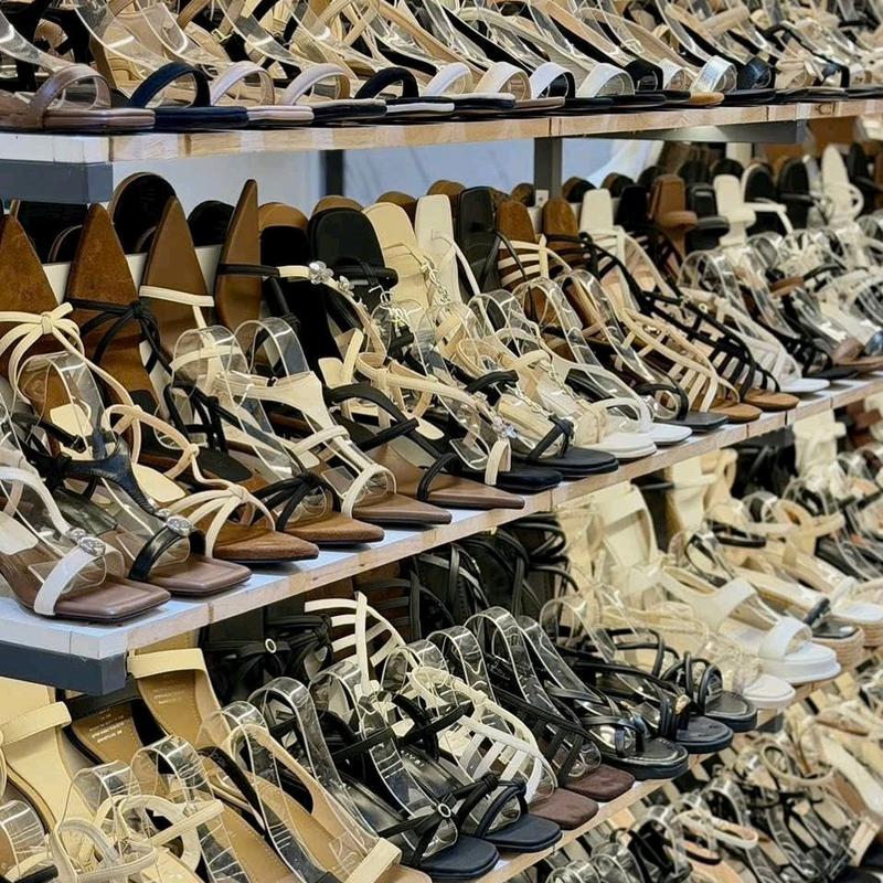  GIÀY DÉP THỜI TRANG NỮ SALE ĐỒNG GIÁ 69k 