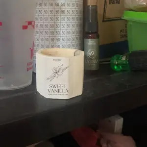 Concrete Scented Candles 40gr by DCANDLE | Lilin Aromaterapi Concrete | Souvenir Pembantu Tidur Hadiah Pembantu Tidur