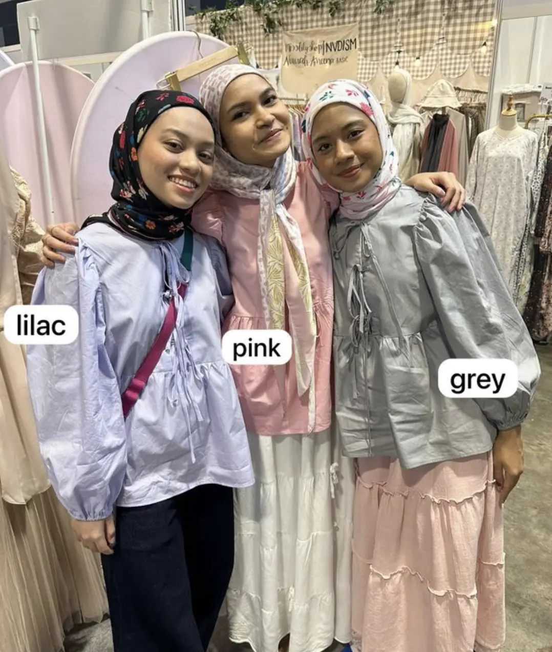 Willow Top (Balloon Sleeve, Ribbon-Tie details, Cotton Poplin Material)