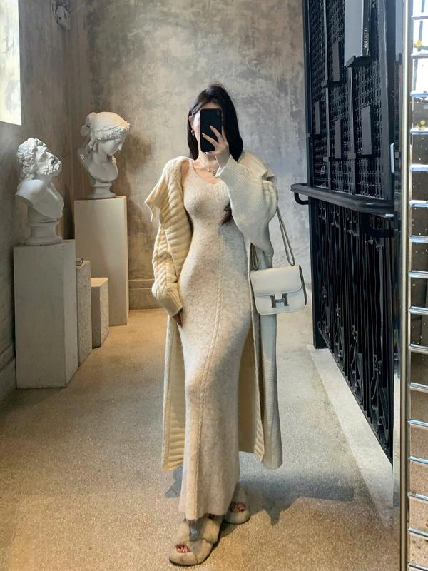 C5 Hàng QC Set Len Vặn Thừng Lông Cừu Gồm Váy 2 Day Và Áo Choàng Dài Thân Cao Cấp Chất Liệu Mềm Mại Phong Cách Sang Trọng -C5