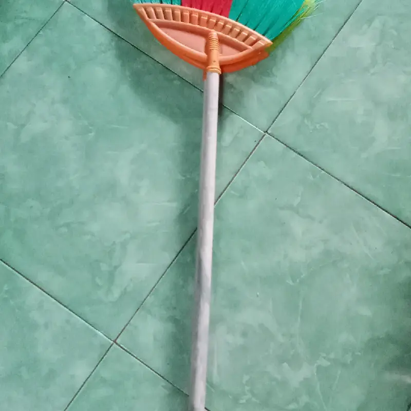 Sapu nilon/ sapu senar dari bahan benang Plastik serabut tebal satu set 2