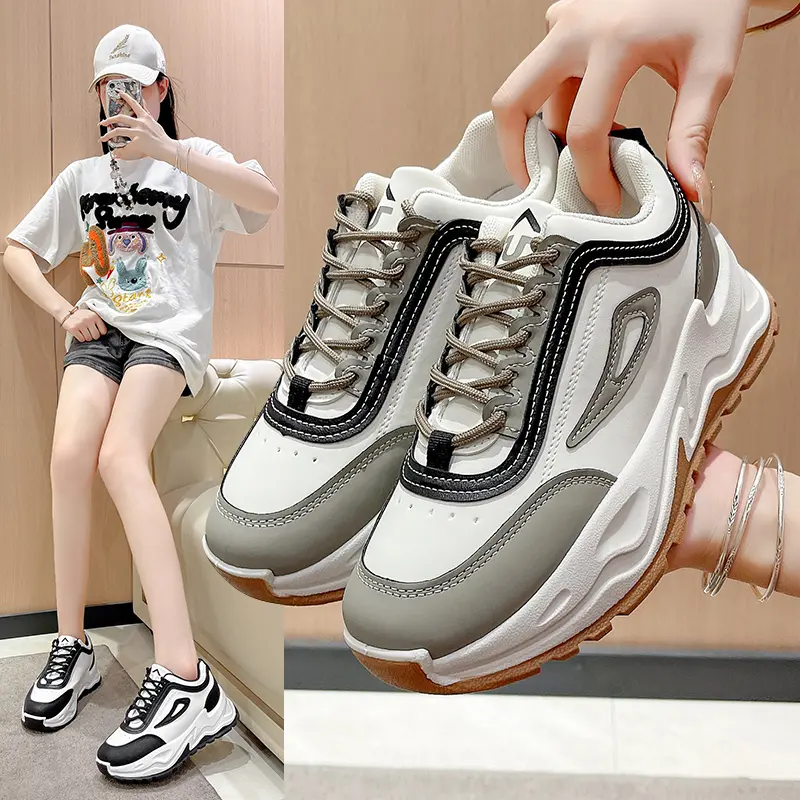 TUTA Shiyeon Sepatu Sneakers Wanita Putih Sport Kasual Cream 604 Karet Shoes Casual 3
