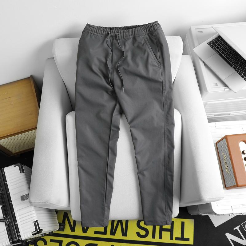 Quần Kaki Jogger Nam Ống Suông Cao Cấp - Form Slimfit - Chất liệu cotton co giãn thấm hút mồ hôi, túi tiện lợi