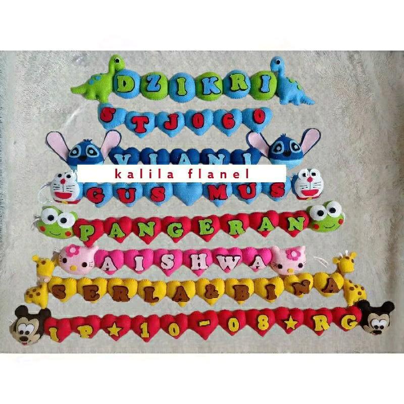Hiasan tempel tulisan nama hiasan kaca mobil atau jendela free boneka bahan flanel 2