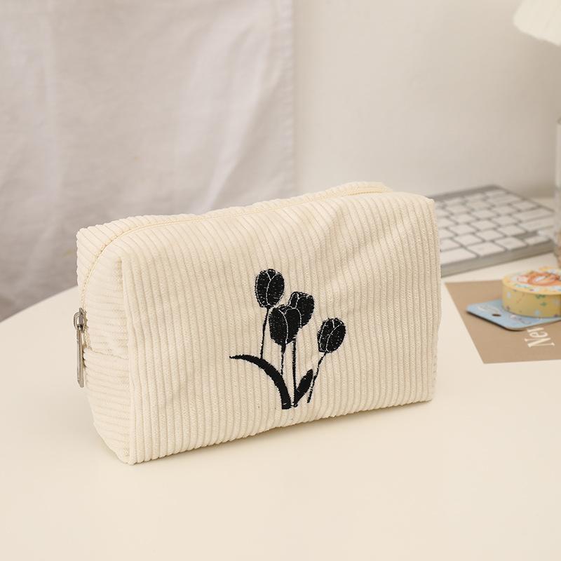 Product Introduction of Túi Đựng Mỹ Phẩm Di Động Cho Nữ, Túi Đựng Đồ Du Lịch Phong Cách Hàn Quốc, Thêu Hoa Bag Da Kem 12