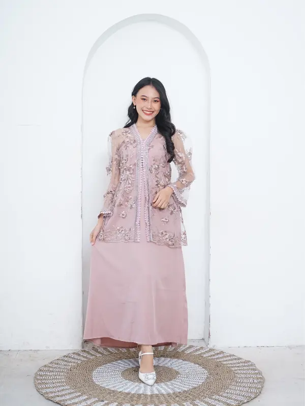 Elnisha Boutique - Outer Dahlia (Outer Modern Wanita Kekinian Kebaya Modern Tunangan Kebaya Lamaran) 3
