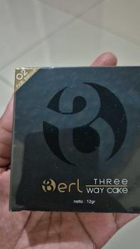 Product Review of Bedak Berl / B erl THREE WAY CAKE from S**m 1