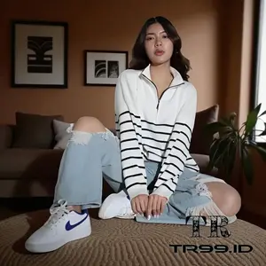 TR99 Geovani Zipper [Sweater Jaket Strip Turtleneck Kerah Tinggi Sleting Dada Garis] Knitwear Rajut Wanita