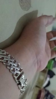 Product Review of Benika Accesories - Gelang Tangan Rantai Wanita Xuping Jewellry Lipan Dove 1.2cm 1.5cm - Korean Style Anti Karat Aesthetic - Aksesories Fashion Trendi 2023 - Titanium Simple Elegand Mewah - Bracelets Kulit Perhiasan Permata from y**f 0