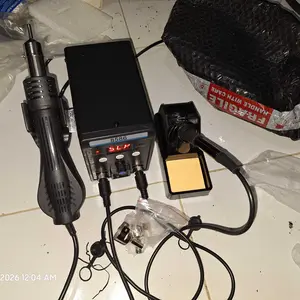 Solder Station Digital 8586 Heat Gun Solder Blower 2 in 1 Solder Uap Mechanic 220v Solder Segel Plastik Untuk Pengelasan dan Pembongkaran motherboard Ponsel dan Komputer